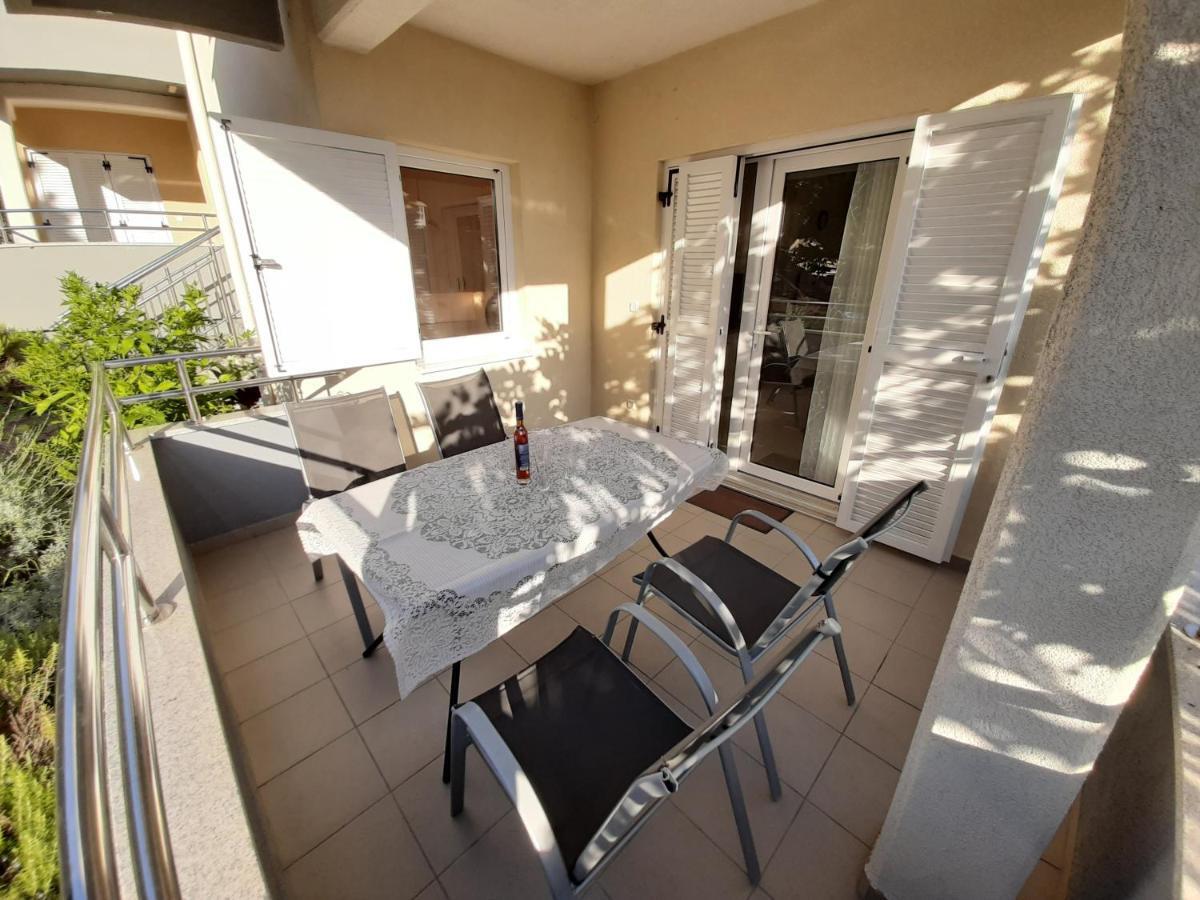 Apartments Puky Dreams Novalja Extérieur photo
